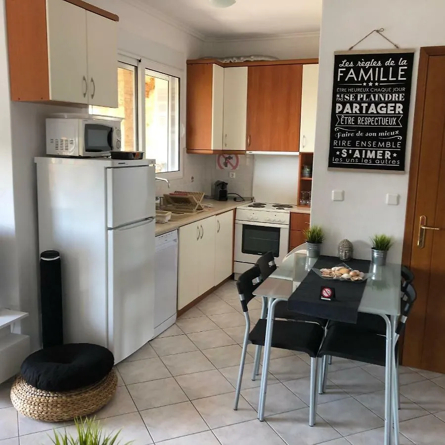 Possidi - Ithaki Holiday Apartments Kalandra